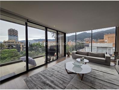 Apartamento de 3 alcobas en venta en El Virrey, Bogotá, 228 m² · foto 3 de 17