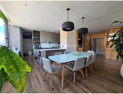 Apartamento de 3 alcobas en venta en El Virrey, Bogotá, 228 m² · foto 7 de 17