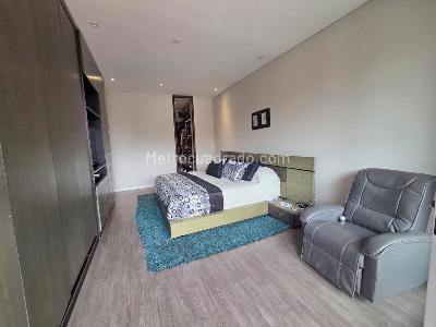 Apartamento de 3 alcobas en venta en Santa Paula, Bogotá, 258 m² · foto 13 de 20