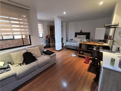 Apartamento de 4 alcobas en venta en Chico Navarra, Bogotá, 400 m² · foto 10 de 20