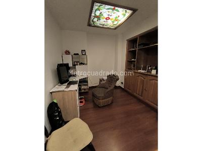 Apartamento de 4 alcobas en venta en Chico Navarra, Bogotá, 400 m² · foto 12 de 20