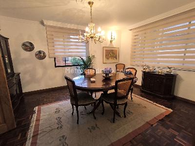 Apartamento de 4 alcobas en venta en Chico Navarra, Bogotá, 400 m² · foto 4 de 20