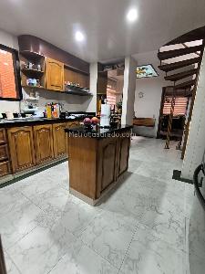 Apartamento de 4 alcobas en venta en Chico Navarra, Bogotá, 400 m² · foto 7 de 20