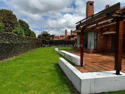 Casa de 4 alcobas en venta en Hacienda San Simon, Bogotá, 430 m² · foto 12 de 13