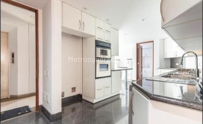 Apartamento en venta en Chico, Bogotá · foto 4 de 16