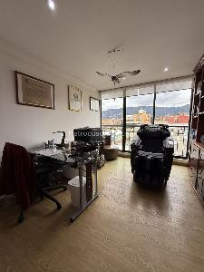 Apartamento de 4 alcobas en venta en San Patricio, Bogotá, 220 m² · foto 3 de 13