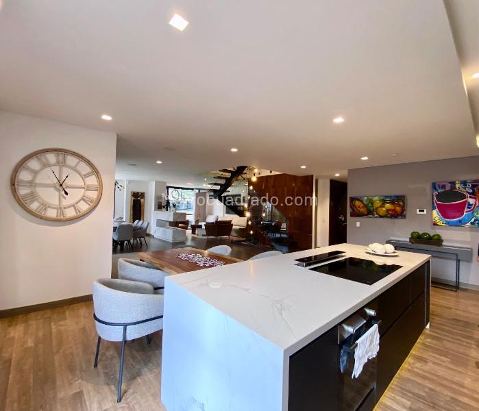 Piso – Bogotá, Localidad Usaquén - Más