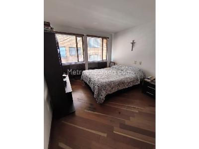 Apartamento de 3 alcobas en venta en Chico Navarra, Bogotá, 170 m² · foto 9 de 18