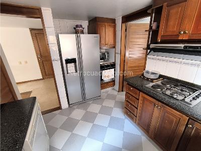Apartamento de 3 alcobas en venta en Chico Navarra, Bogotá, 170 m² · foto 12 de 18