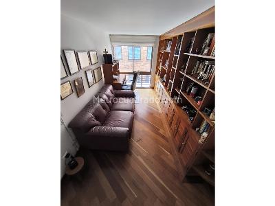Apartamento de 3 alcobas en venta en Chico Navarra, Bogotá, 170 m² · foto 15 de 18