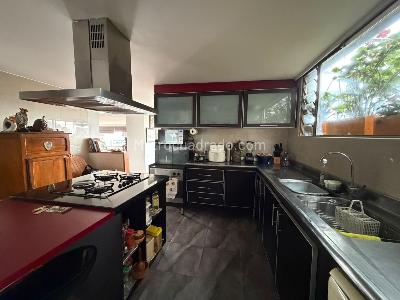 Apartamento de 2 alcobas en venta en Refugio Alto, Bogotá, 177 m² · foto 2 de 20