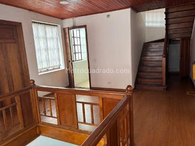 Casa de 5 alcobas en venta en Teusaquillo, Bogotá, 376 m² · foto 6 de 8