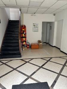 Casa de 5 alcobas en venta en Teusaquillo, Bogotá, 396 m² · foto 3 de 9