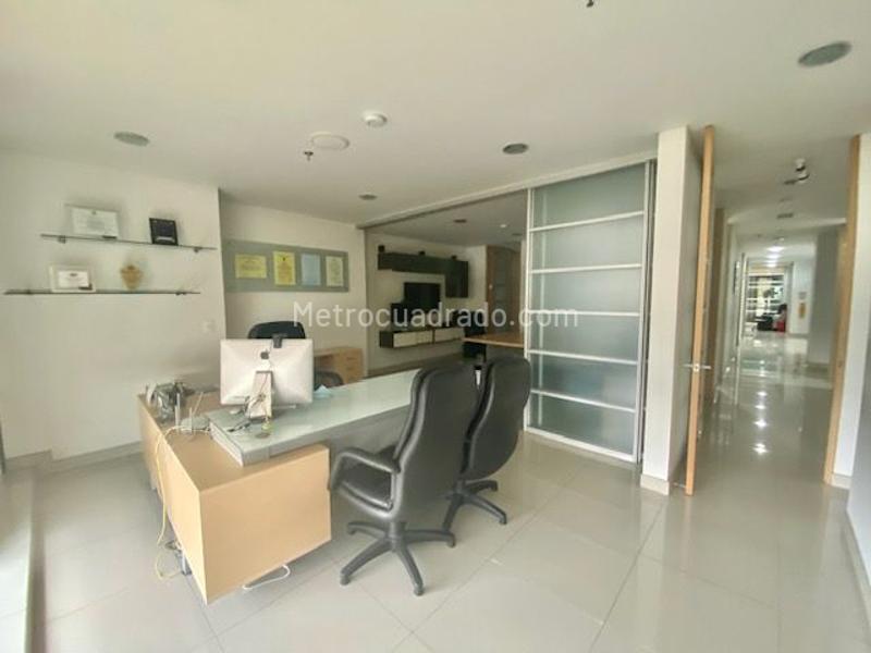 Consultorio en Venta, GINEBRA NORTE, Bogotá D.C. - Więcej