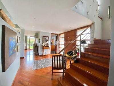 Casa de 4 alcobas en venta en Guaymaral, Bogotá, 308 m² · foto 12 de 14
