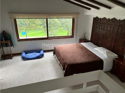 Casa de 3 alcobas en venta en Niza, Bogotá, 450 m² · foto 5 de 11