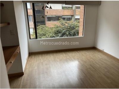 Apartamento de 3 alcobas en venta en Los Rosales, Bogotá, 221 m² · foto 5 de 10