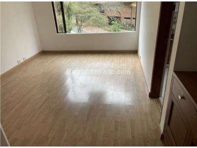 Apartamento de 3 alcobas en venta en Los Rosales, Bogotá, 221 m² · foto 9 de 10