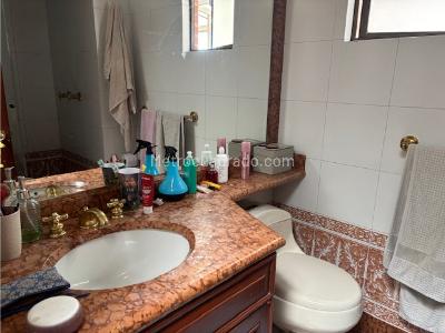 Casa de 3 alcobas en venta en Bosque Medina, Bogotá, 320 m² · foto 12 de 14