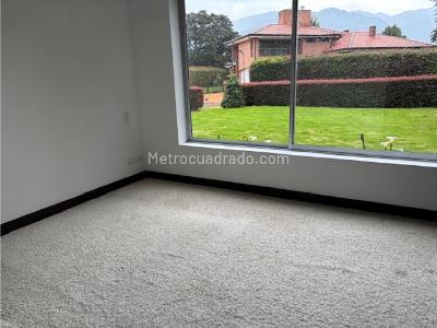 Casa de 4 alcobas en venta en Guaymaral, Bogotá, 419 m² · foto 10 de 18