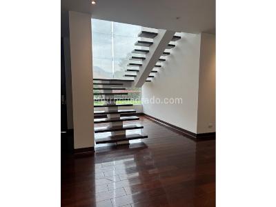 Casa de 4 alcobas en venta en Guaymaral, Bogotá, 419 m² · foto 6 de 18
