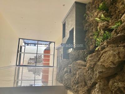 Casa en venta en Santa Barbara Central, Bogotá · foto 4 de 20