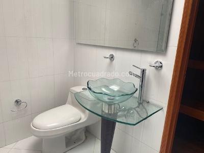 Casa en venta en Santa Barbara Central, Bogotá · foto 17 de 20