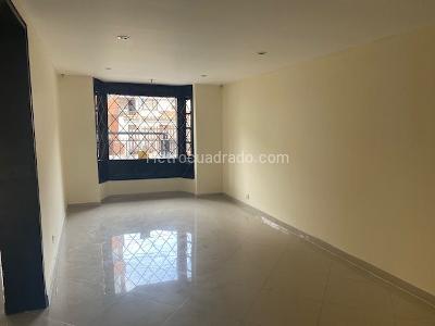 Casa en venta en Santa Barbara Central, Bogotá · foto 3 de 20