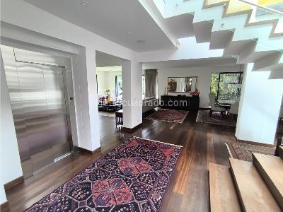 Casa de 4 alcobas en venta en Santa Ana Oriental, Bogotá, 840 m² · foto 2 de 20