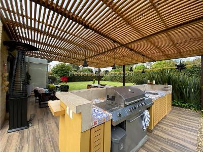 Casa de 4 alcobas en venta en San Simon, Chía, 308 m² · foto 2 de 20