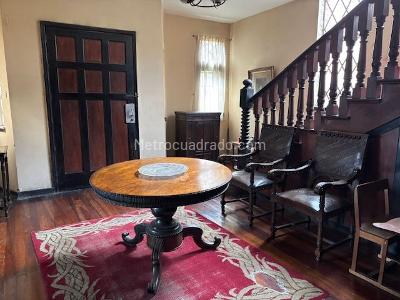 Casa de 5 alcobas en venta en Quinta Camacho, Bogotá, 746 m² · foto 13 de 15