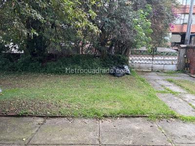 Casa de 5 alcobas en venta en Quinta Camacho, Bogotá, 746 m² · foto 3 de 15