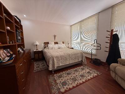 Apartamento de 3 alcobas en venta en Santa Barbara Central, Bogotá, 309 m² · foto 14 de 20