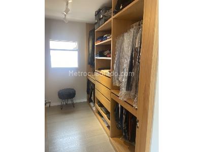 Casa de 3 alcobas en venta en Santa Barbara Alta, Bogotá, 201 m² · foto 17 de 19