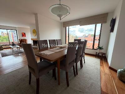 Apartamento de 3 alcobas en venta en Chico Iii, Bogotá, 200 m² · foto 4 de 20