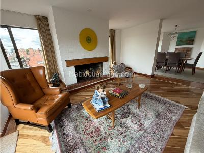 Apartamento de 3 alcobas en venta en Chico Iii, Bogotá, 220 m² · foto 5 de 20