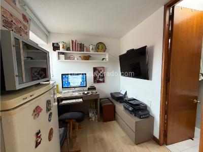 Apartamento de 3 alcobas en venta en Chico Iii, Bogotá, 220 m² · foto 14 de 20