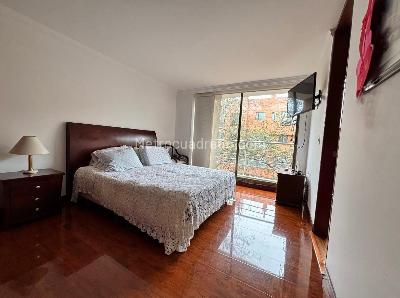 Apartamento de 3 alcobas en venta en La Calleja, Bogotá, 227 m² · foto 4 de 11