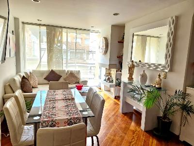 Apartamento en venta en Santa Barbara Central, Bogotá · foto 2 de 11