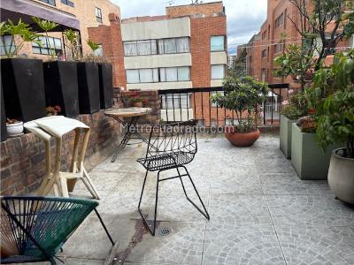 Casa de 3 alcobas en venta en Chico Navarra, Bogotá, 230 m² · foto 3 de 14