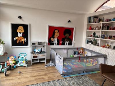 Casa de 3 alcobas en venta en Chico Navarra, Bogotá, 230 m² · foto 6 de 14