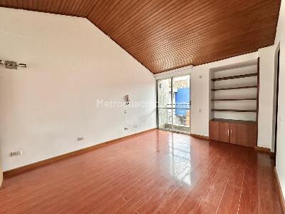 Casa de 4 alcobas en venta en Villas De Santa Teresa, Bogotá, 203 m² · foto 17 de 20