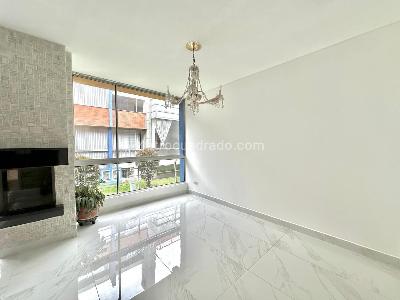 Casa de 4 alcobas en venta en Villas De Santa Teresa, Bogotá, 203 m² · foto 4 de 20