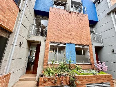 Casa de 4 alcobas en venta en Villas De Santa Teresa, Bogotá, 203 m² · foto 7 de 20