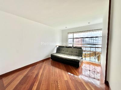 Casa de 4 alcobas en venta en Villas De Santa Teresa, Bogotá, 203 m² · foto 8 de 20
