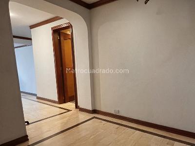 Apartamento en venta en Santa Barbara Central, Bogotá · foto 15 de 20