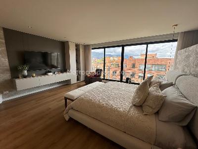 Apartamento de 3 alcobas en venta en Chico Navarra, Bogotá, 321 m² · foto 11 de 20