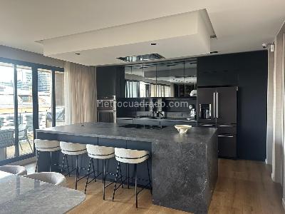Apartamento de 3 alcobas en venta en Chico Navarra, Bogotá, 321 m² · foto 6 de 20