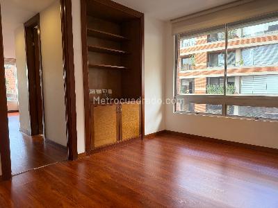 Apartamento de 3 alcobas en venta en Los Rosales, Bogotá, 234 m² · foto 11 de 20