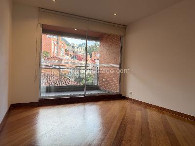Apartamento de 3 alcobas en venta en Los Rosales, Bogotá, 234 m² · foto 5 de 20